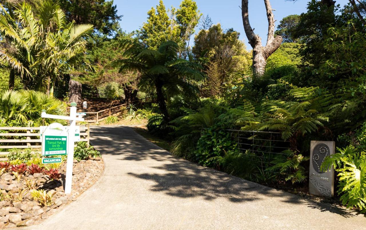 Aotea Lodge Great Barrier Tryphena Exterior photo